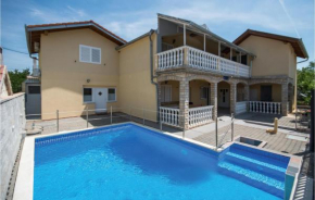 1 Bedroom Cozy Apartment In Kakma
